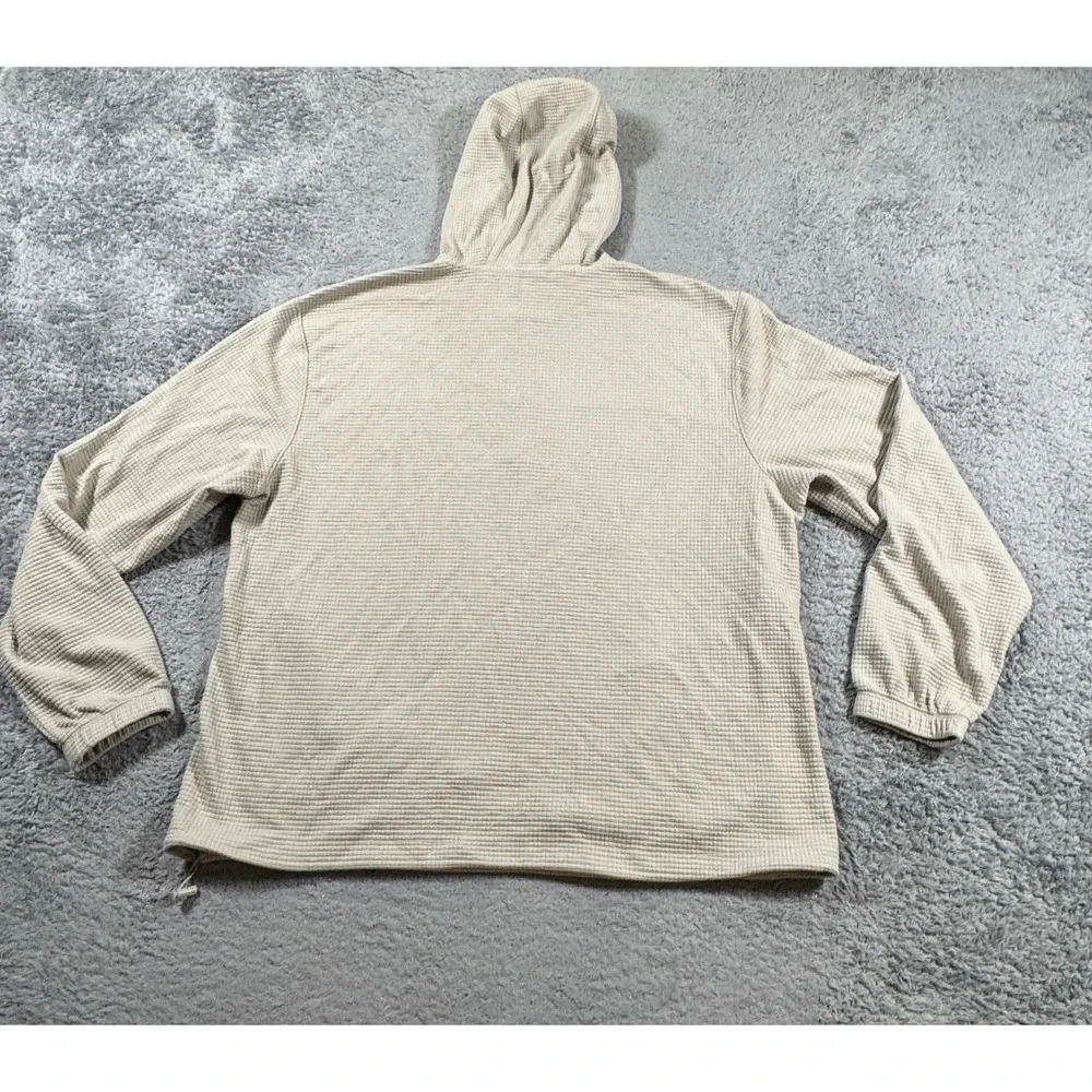 Old Navy adjustable textured features
